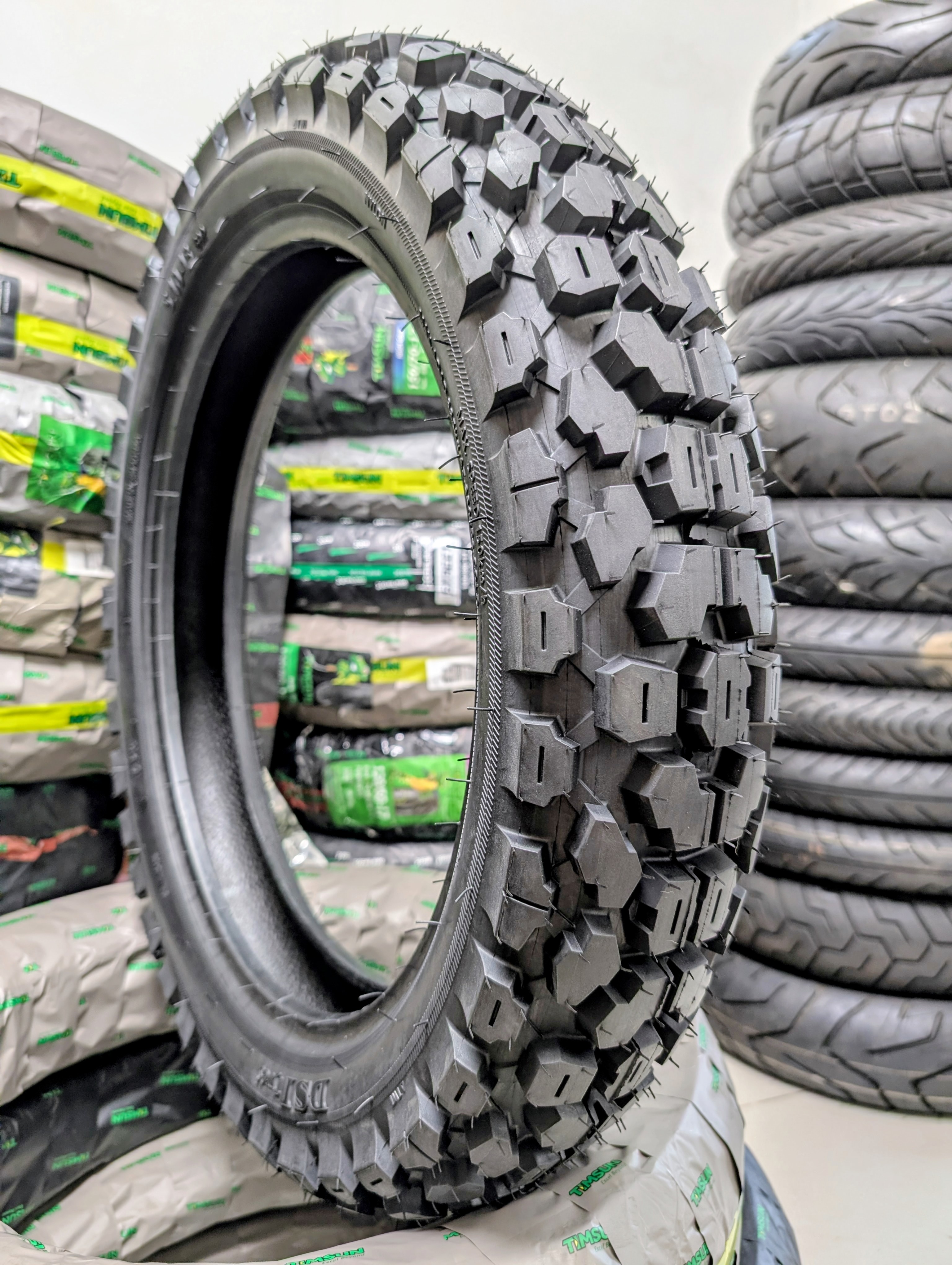 DSI 510-18 Tyre 3
