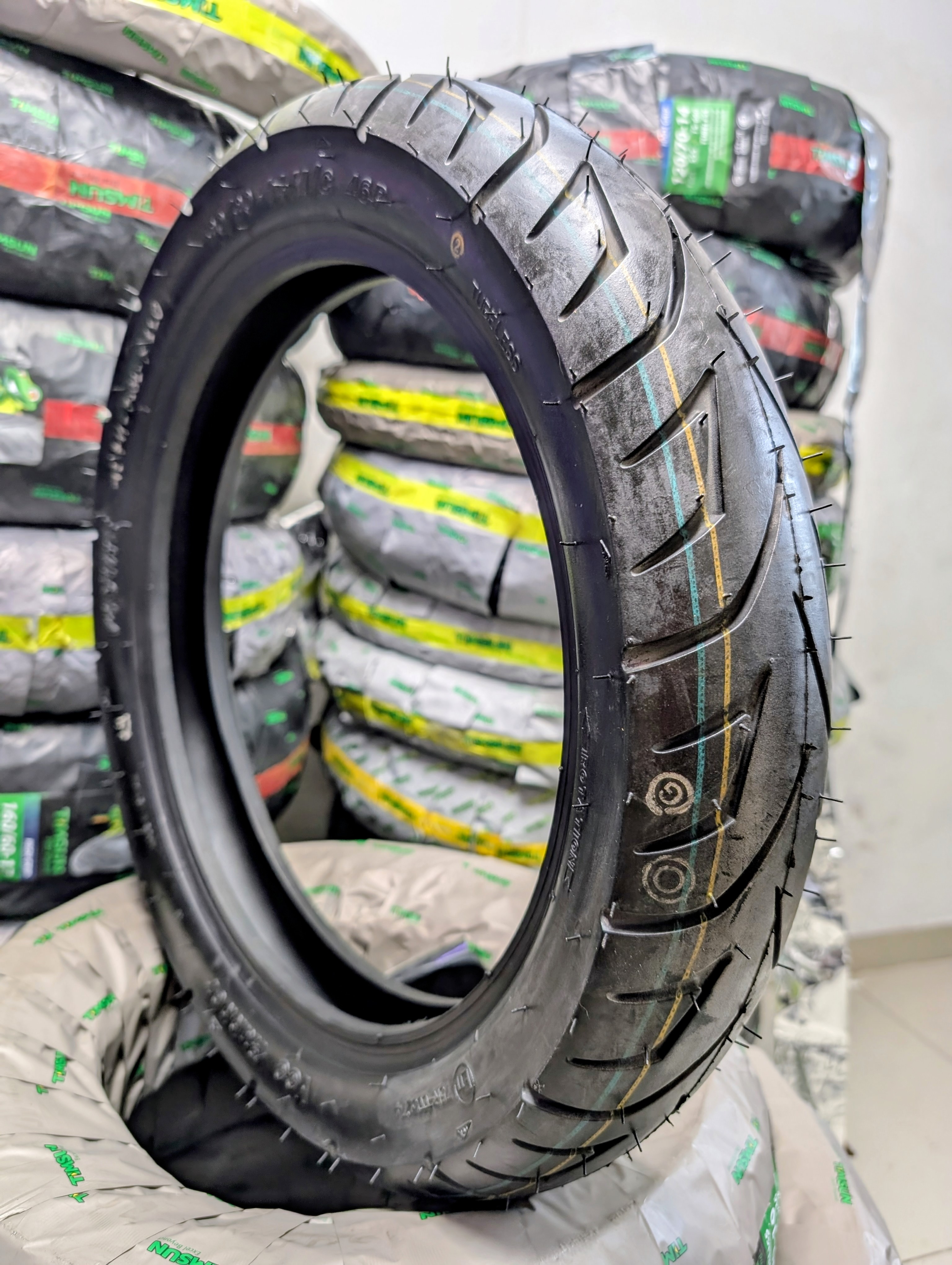 VEE RUBBER 90/90-14 VEE RUBBER Motorcycle Tyres buy online Sri Lanka