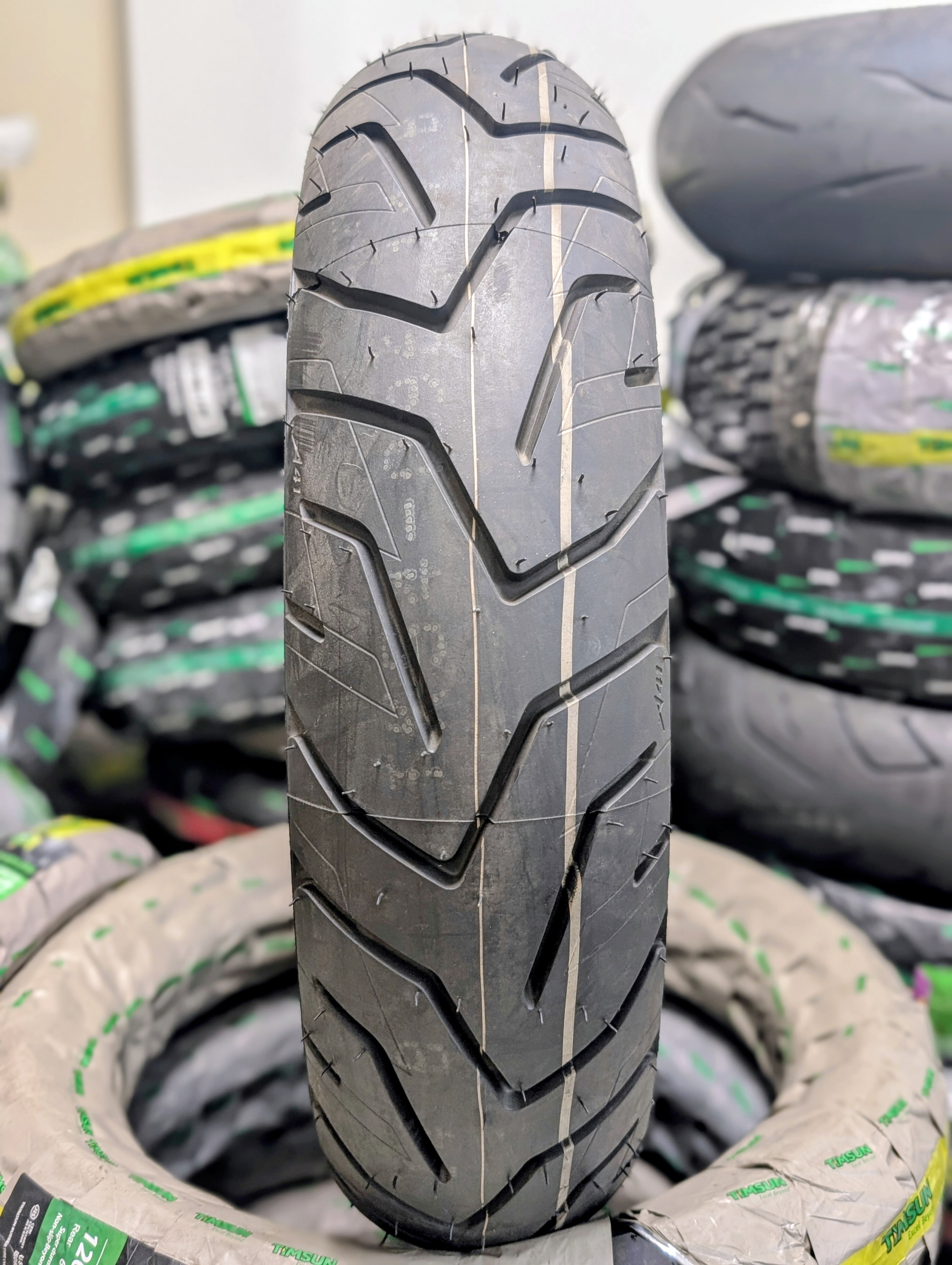 BRIDGESTONE 150/70-18 3