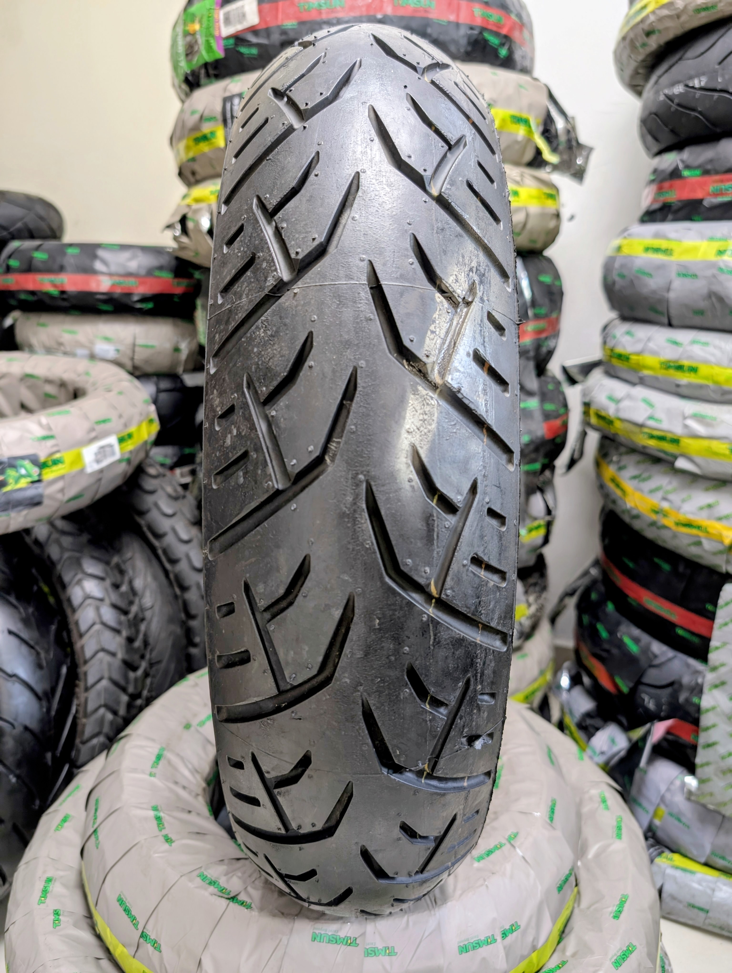 DUNLOP 140/70-18 3