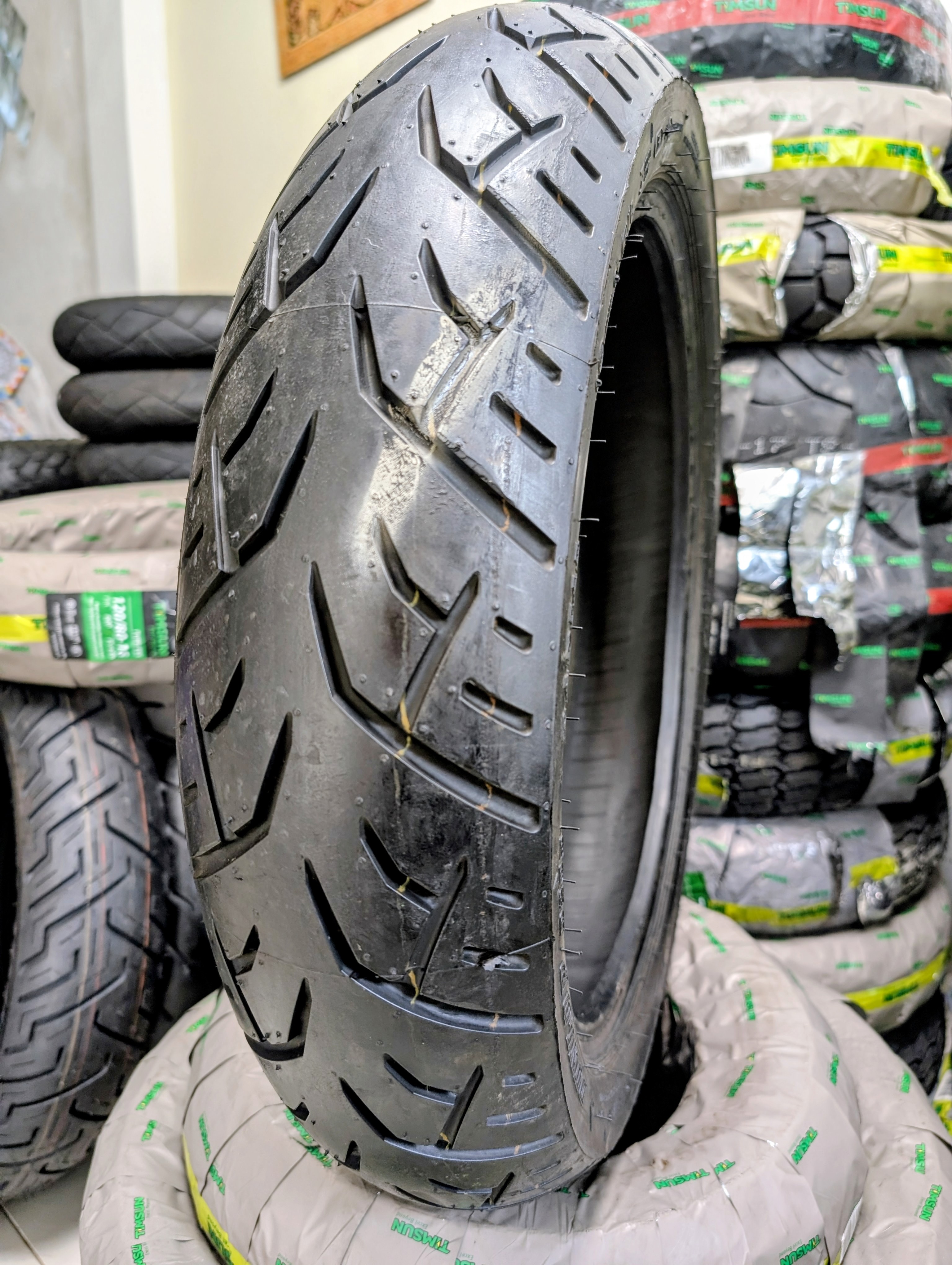 DUNLOP 140/70-18 2