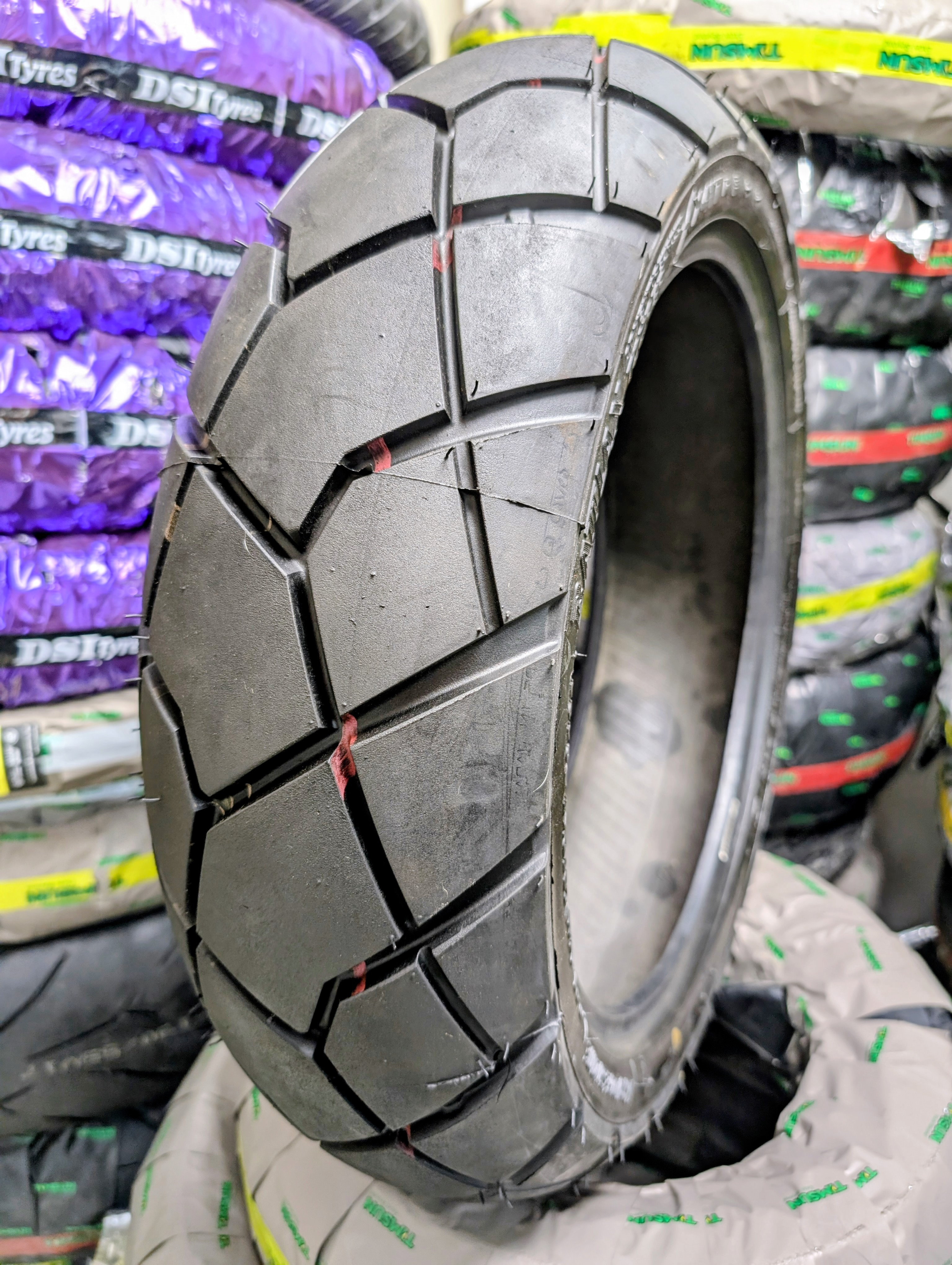 BRIDGESTONE 160/60-15 3