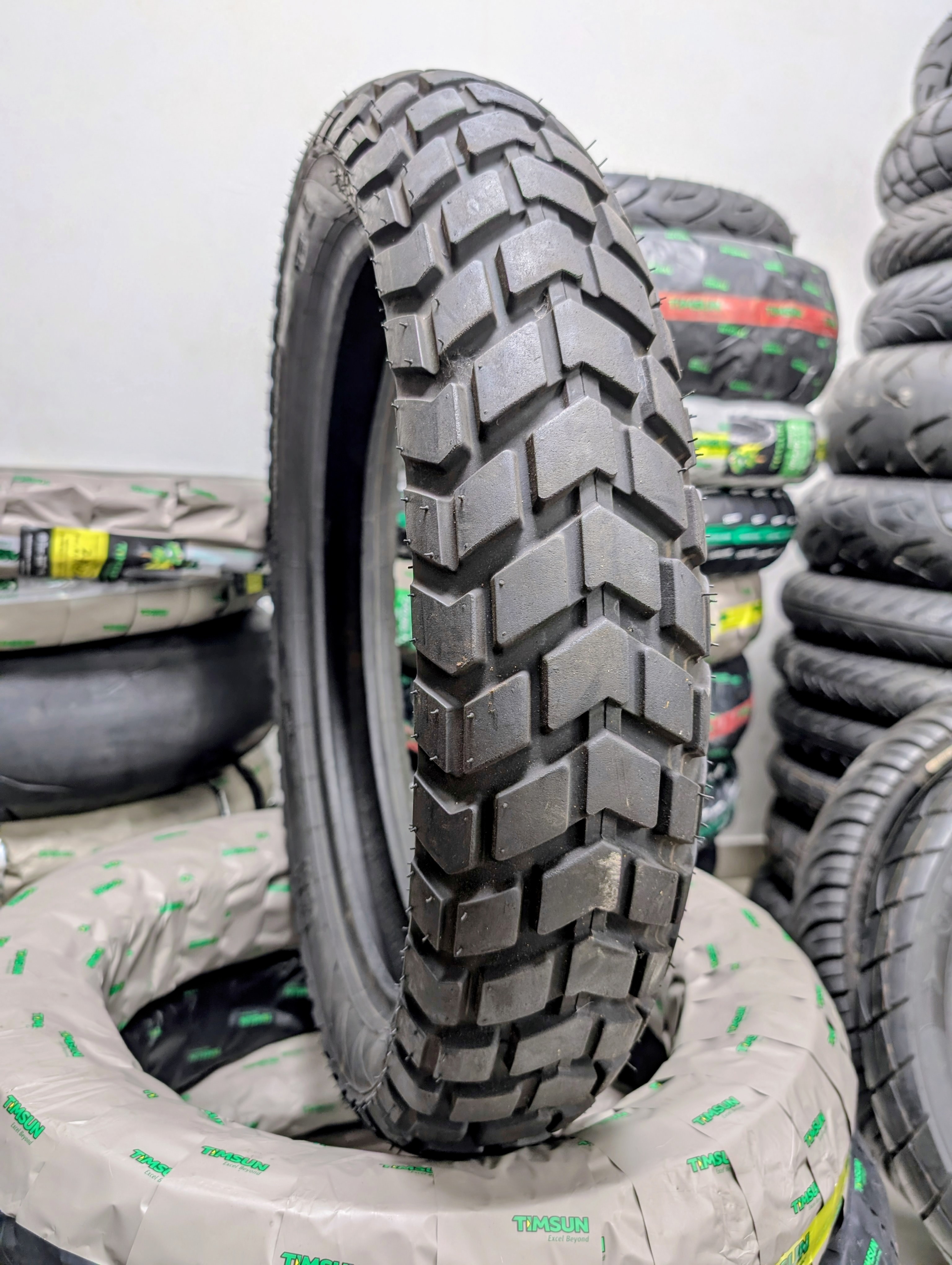 CEAT 120/80-18 CEAT Motorcycle LKR 13,560