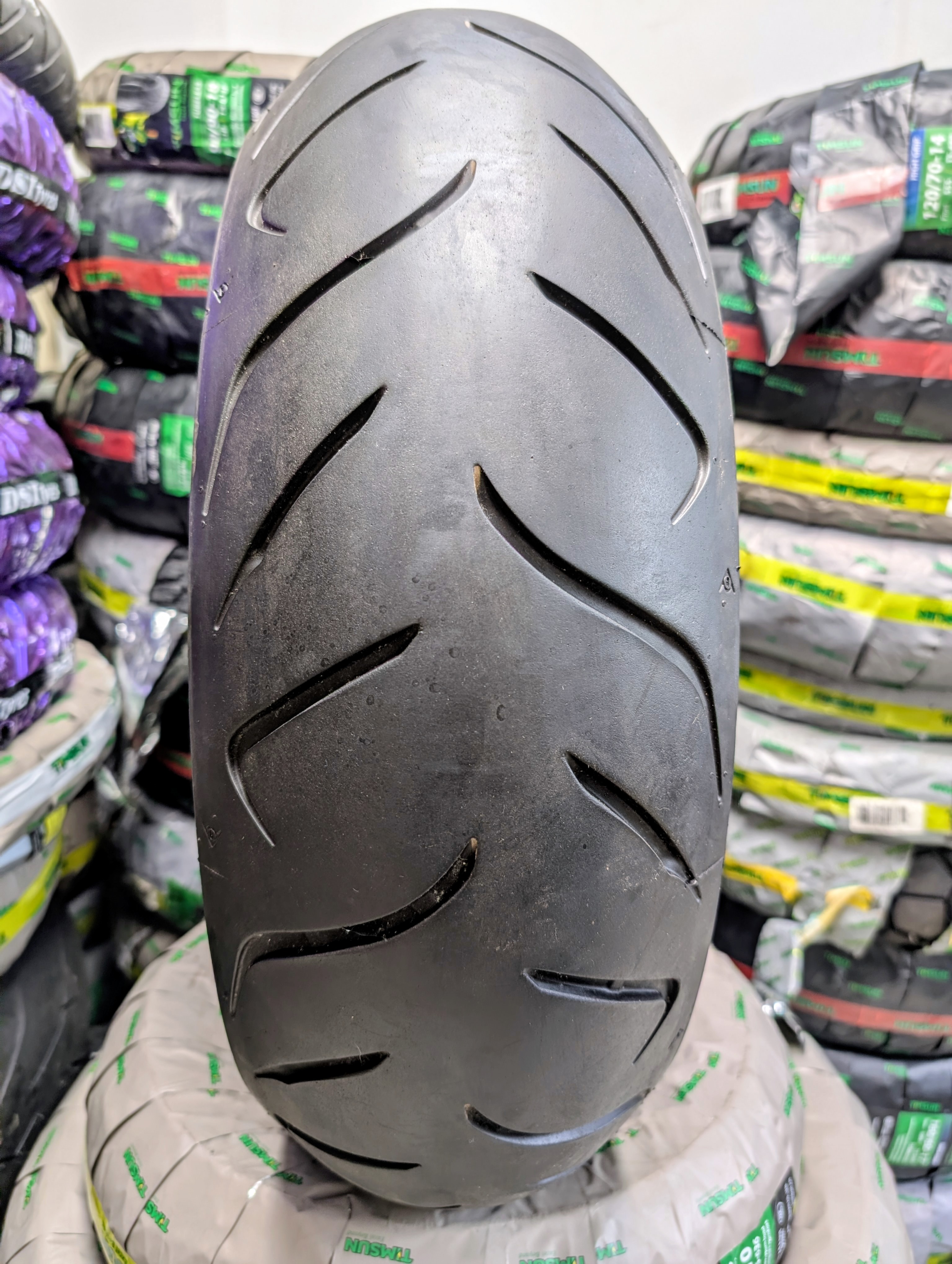 DUNLOP 180/55-17 DUNLOP Motorcycle Tyres buy online Sri Lanka