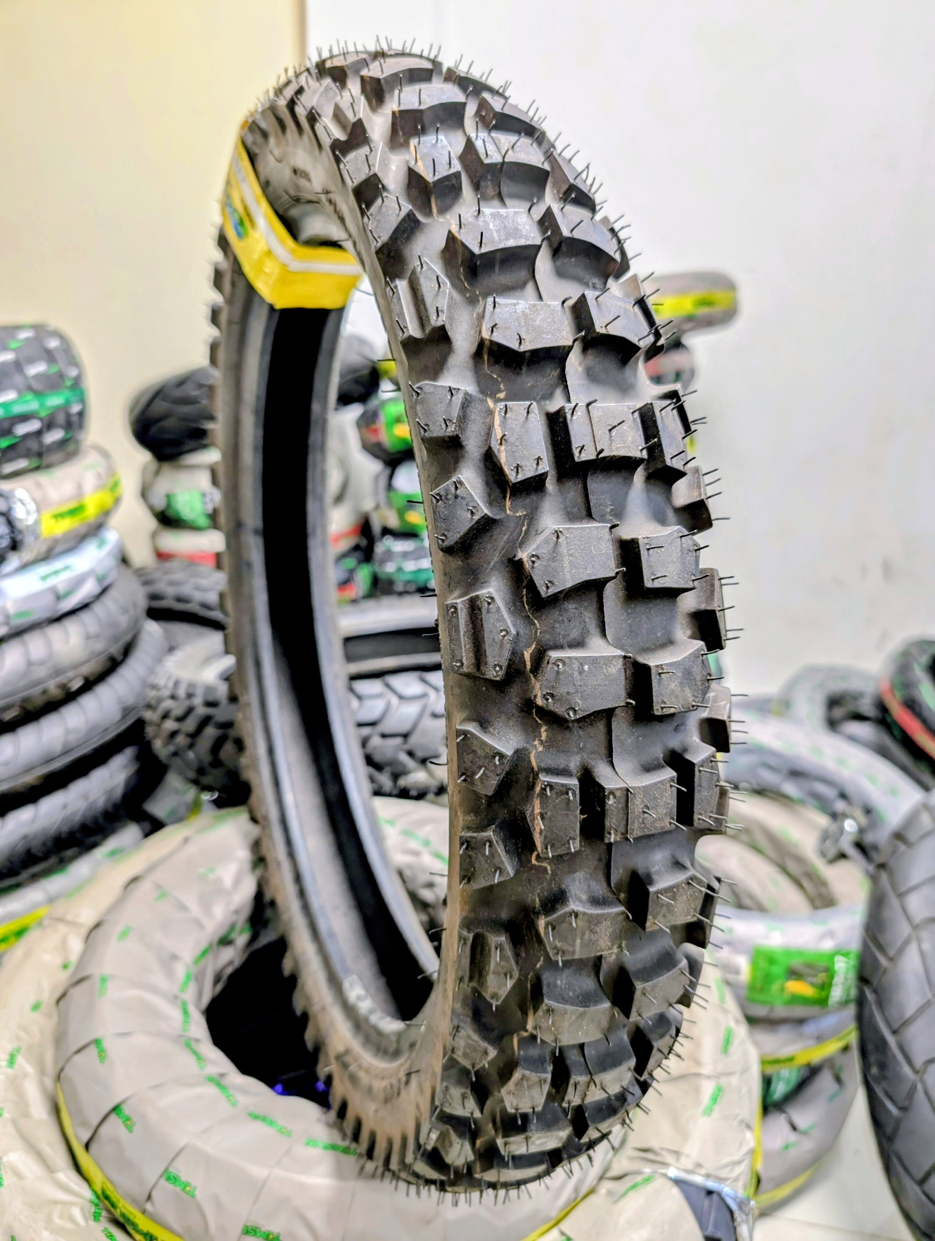 DUNLOP 410-18 DUNLOP Motorcycle Tyres buy online Sri Lanka