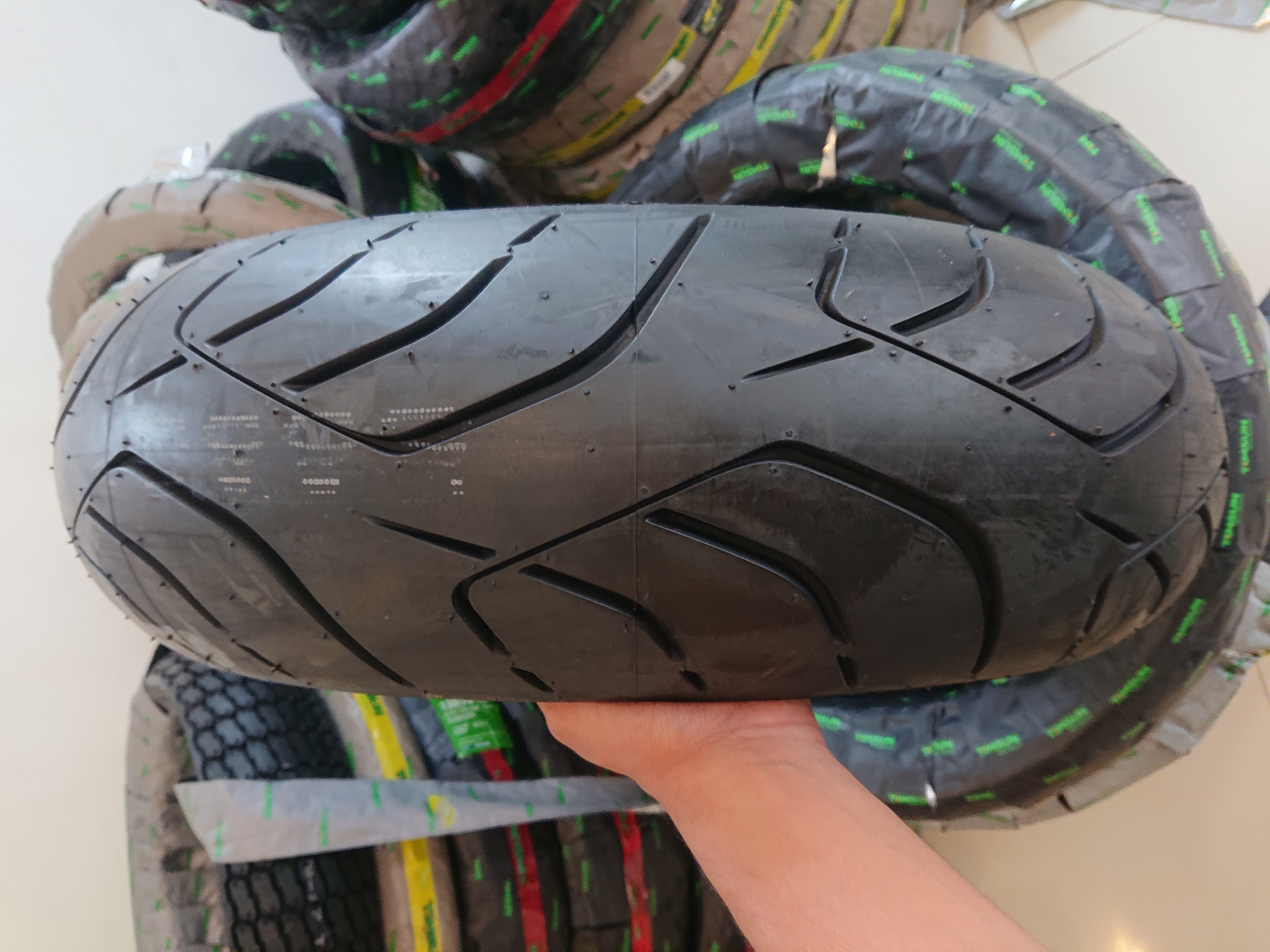 DUNLOP 160/60-17 2